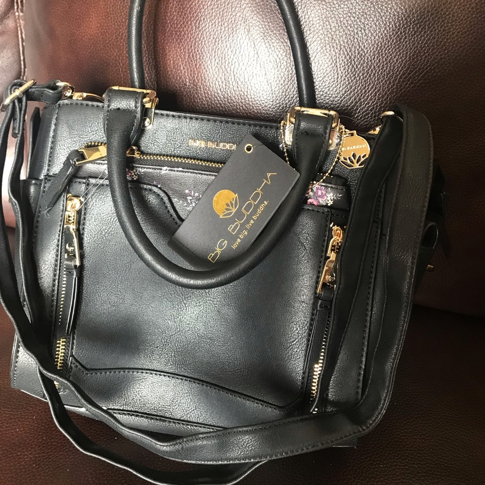 New with Tags, Big Budda shoulder/crossbody bag. Comes with a matching pouch!